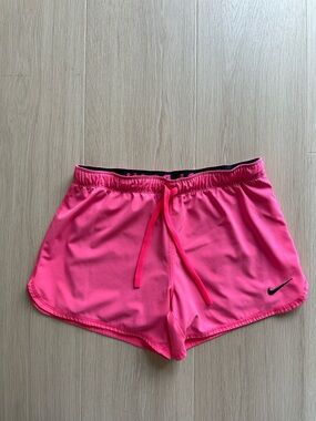 Nike Dri-FIT Shorts Women’s S Pink Gray Built-In Compression Athletic